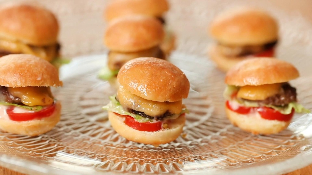 White Mini Burger Buns