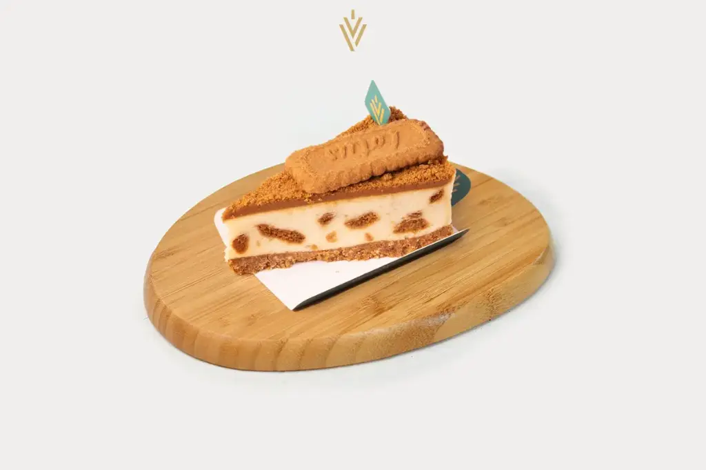 Lotus Cake