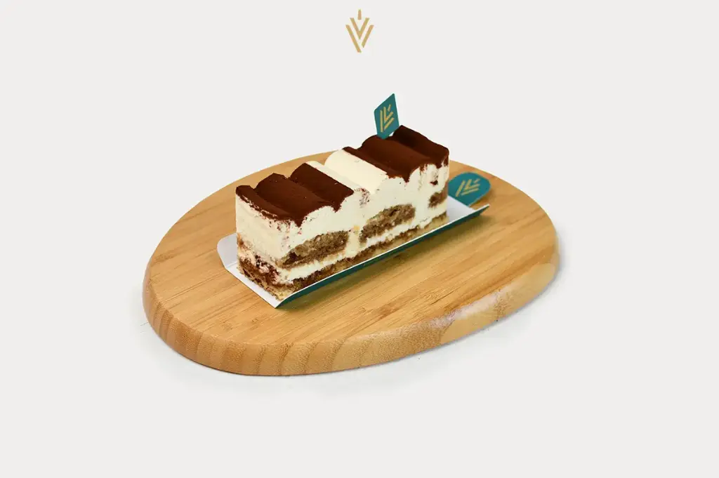 Tiramisu Cake