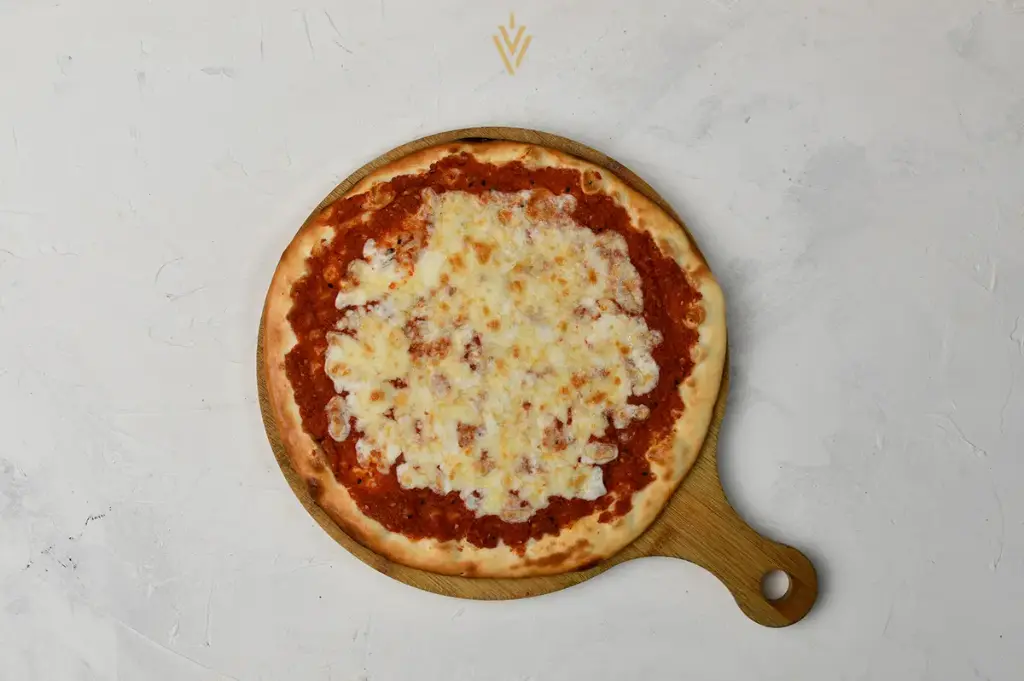 Muhammera With Cheese Manqosha